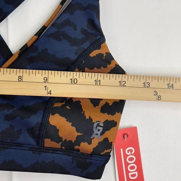 Good American Oasis Zebra Sports Bra - Picture 11 of 13